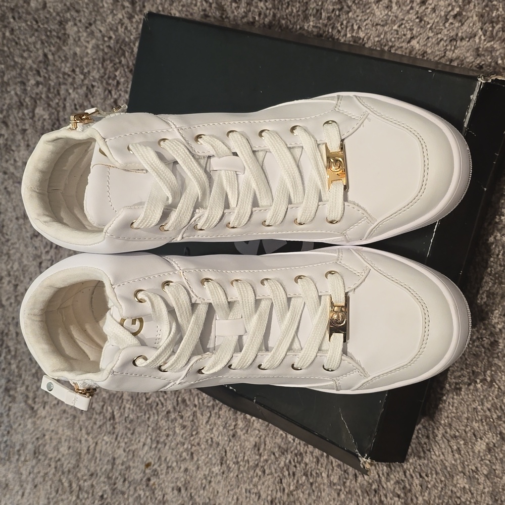GBG Nelly Guess Sneakers with wedge sneakers